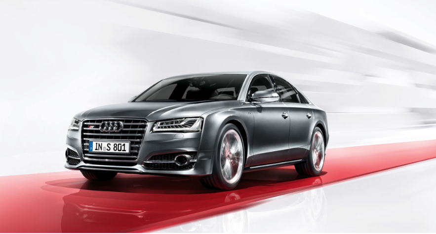 Audi-S8-Ancelotti-Bayern