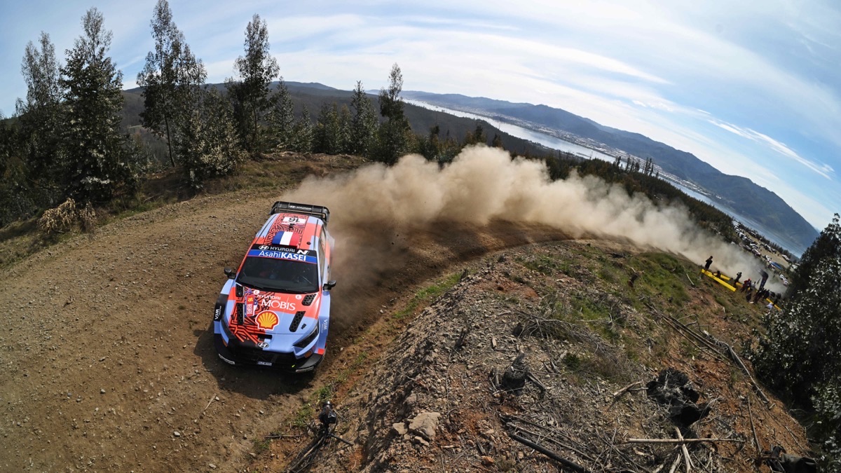 Sébastien Loeb et sa fille : « Elle n’a qu’à se débrouiller » !
