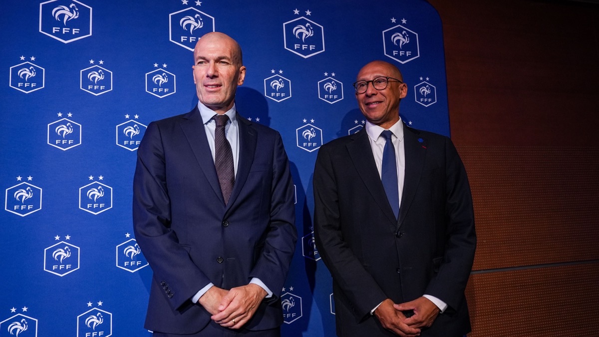 Zidane a trouvé Jacquet : les défenseurs absents ne retrouveront pas un terrain vide